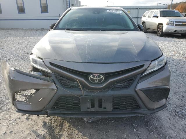 Toyota Camry Se Image 3