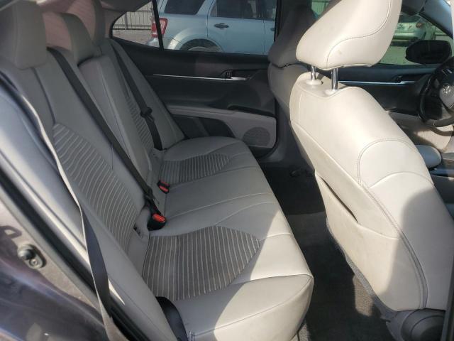 Toyota Camry Se Image 12