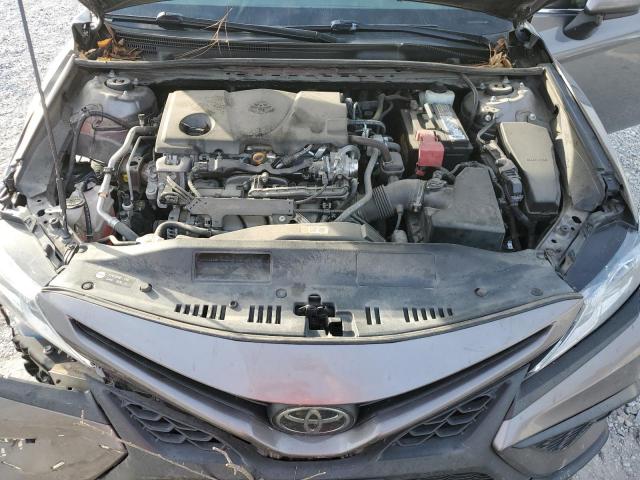 Toyota Camry Se Image 7