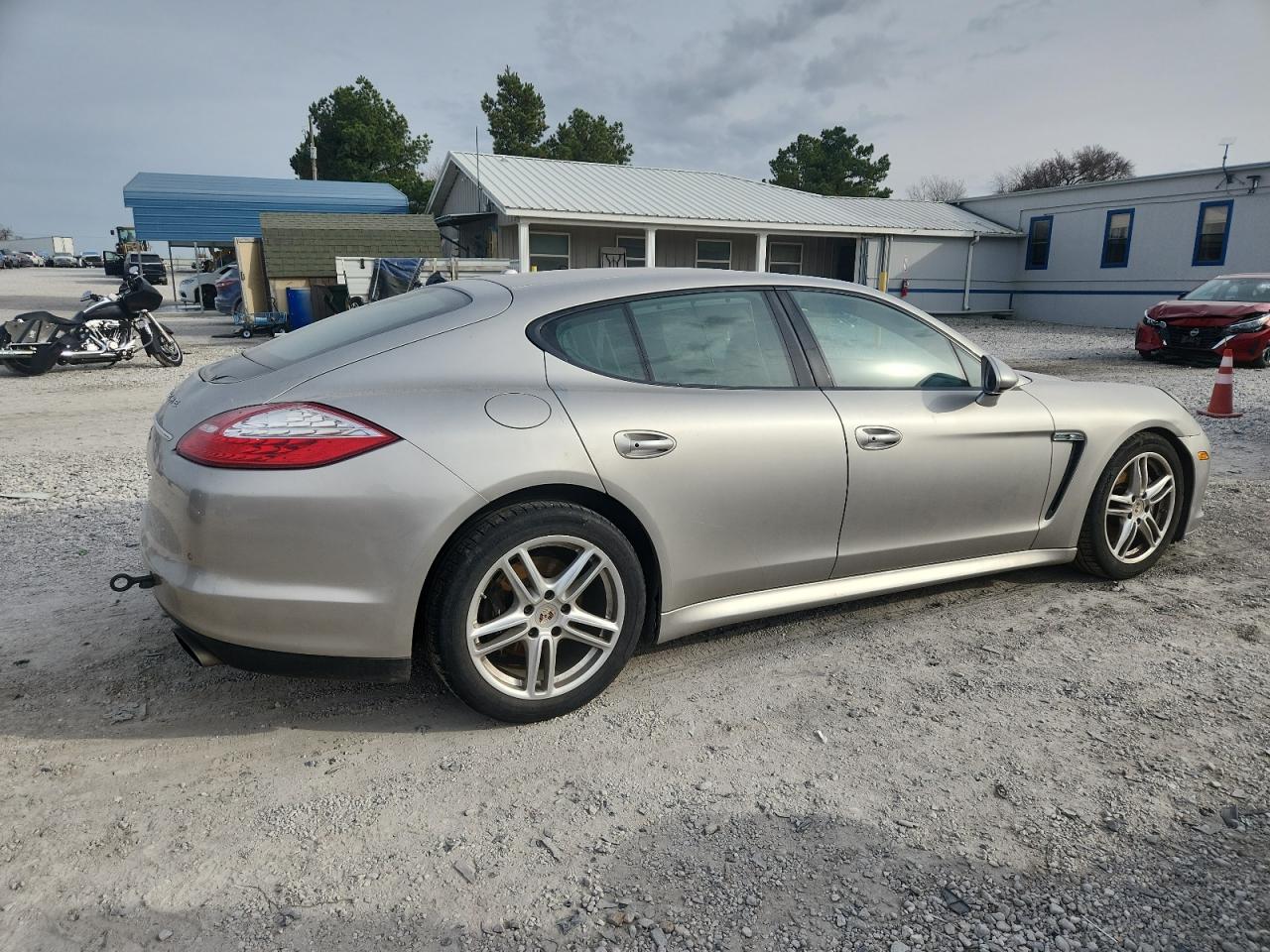 Porsche Panamera 2 Image 3