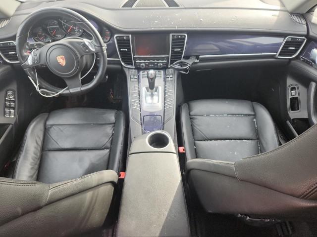 Porsche Panamera 2 Image 8