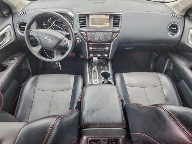 Nissan Pathfinder Sl Image 3