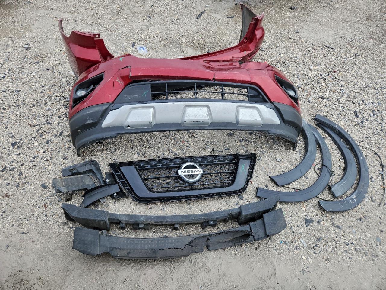 Nissan Pathfinder Sl Image 5