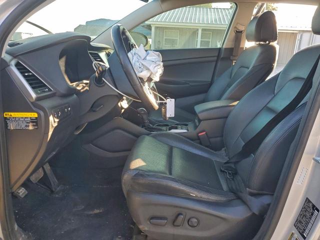 Hyundai TUCSON Limited Image 9