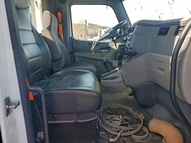 Peterbilt 579 Image 9