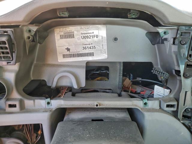 Peterbilt 579 Image 6