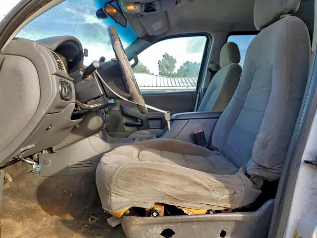 Ford Explorer Xlt Image 11