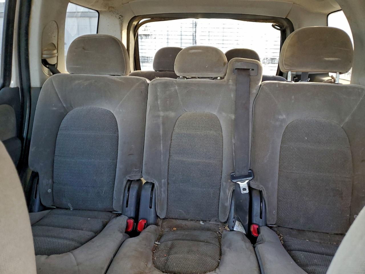 Ford Explorer Xlt Image 12