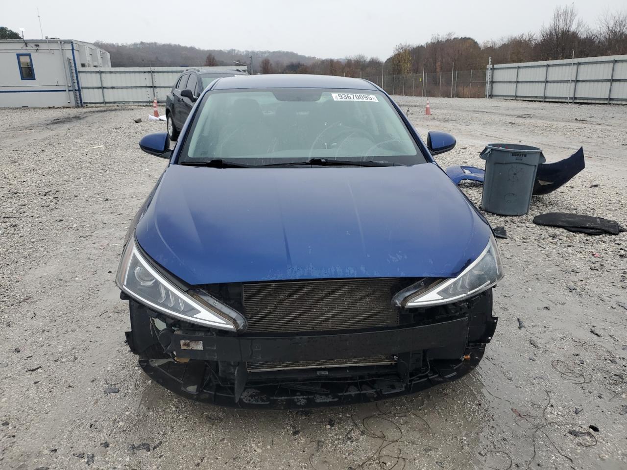 Hyundai ELANTRA Se Image 3