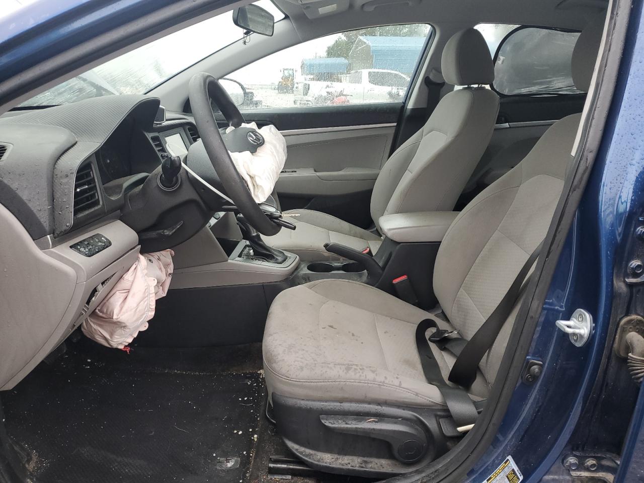 Hyundai ELANTRA Se Image 2