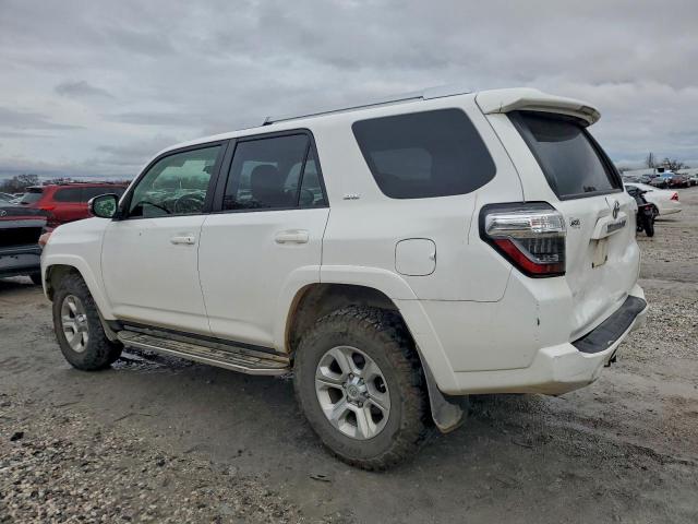 Toyota 4Runner Sr5/sr5 Premium Image 6
