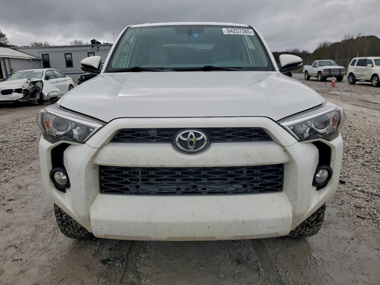 Toyota 4Runner Sr5/sr5 Premium Image 2