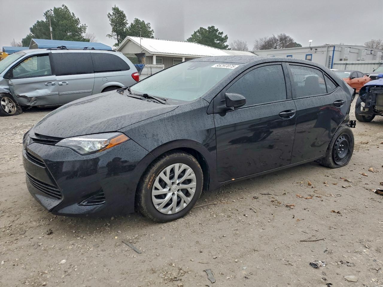 Toyota Corolla L Image 1