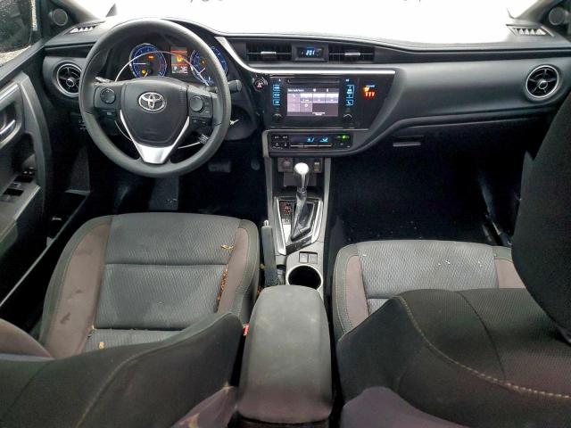 Toyota Corolla L Image 12