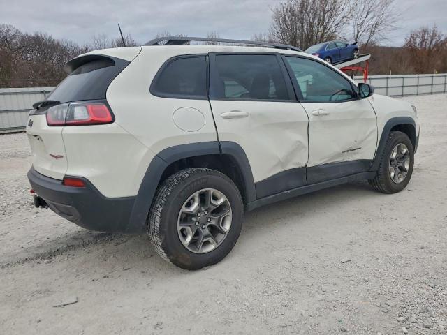 Jeep Cherokee Trailhawk Image 10
