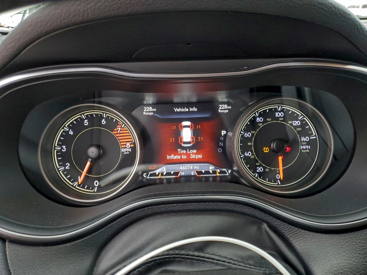 Jeep Cherokee Trailhawk Image 2