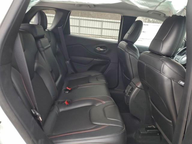 Jeep Cherokee Trailhawk Image 9