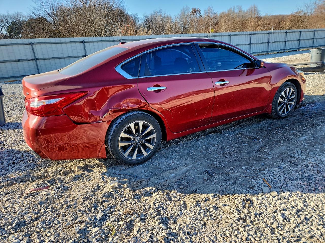 Nissan Altima 2.5 Image 4