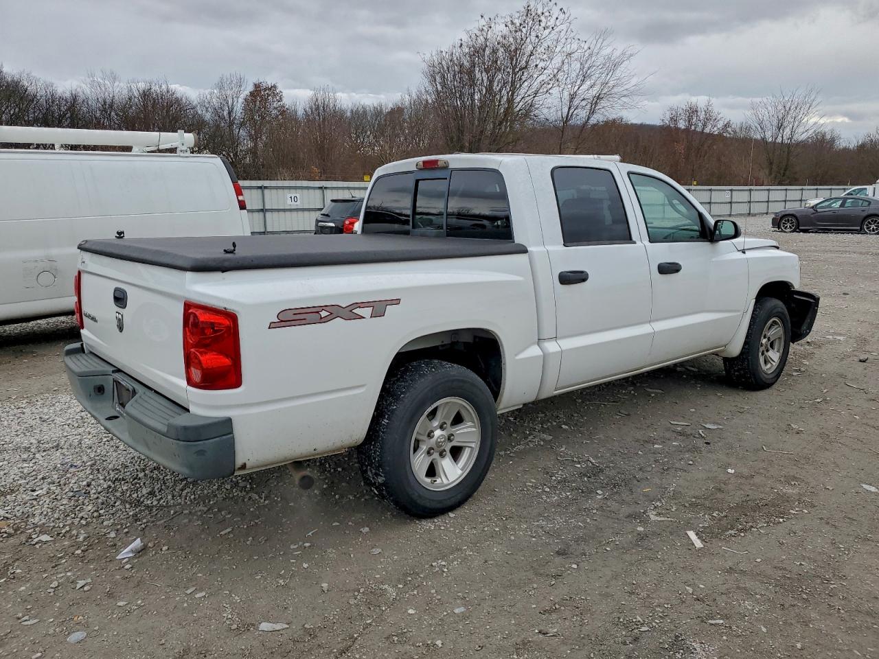 Dodge Dakota Sxt Image 2