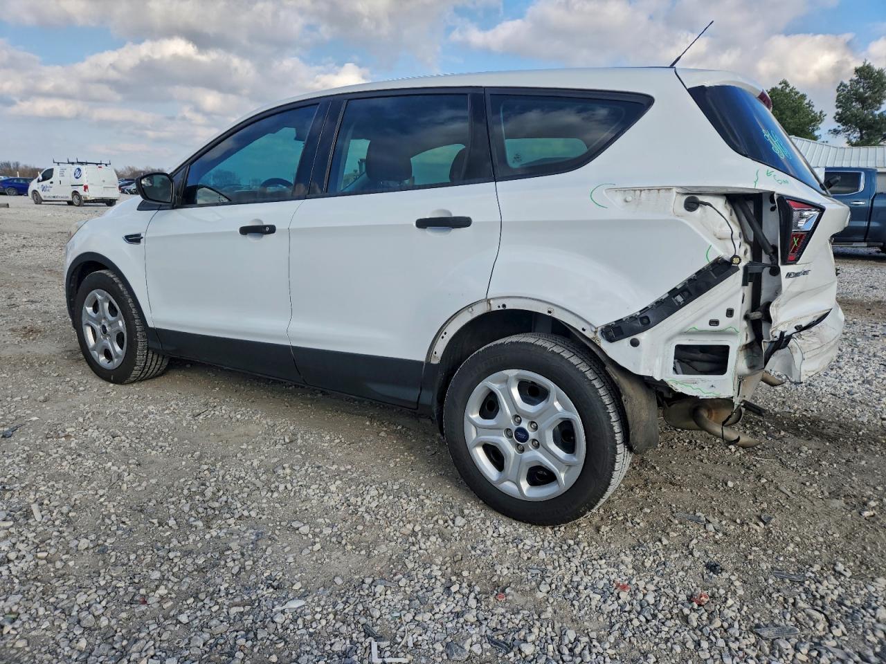 Ford Escape S Image 14