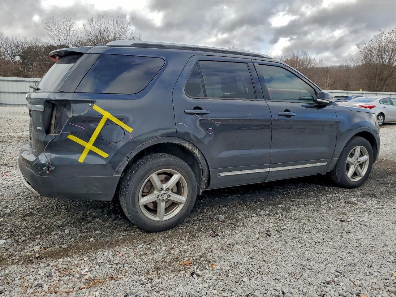 Ford Explorer Xlt Image 7