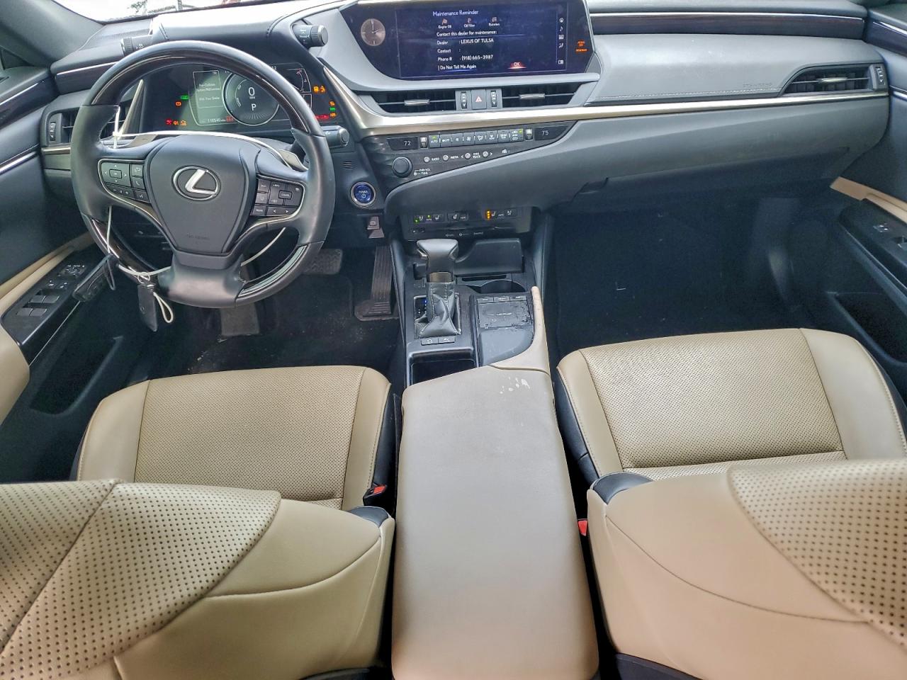 Lexus Es 300h Image 11