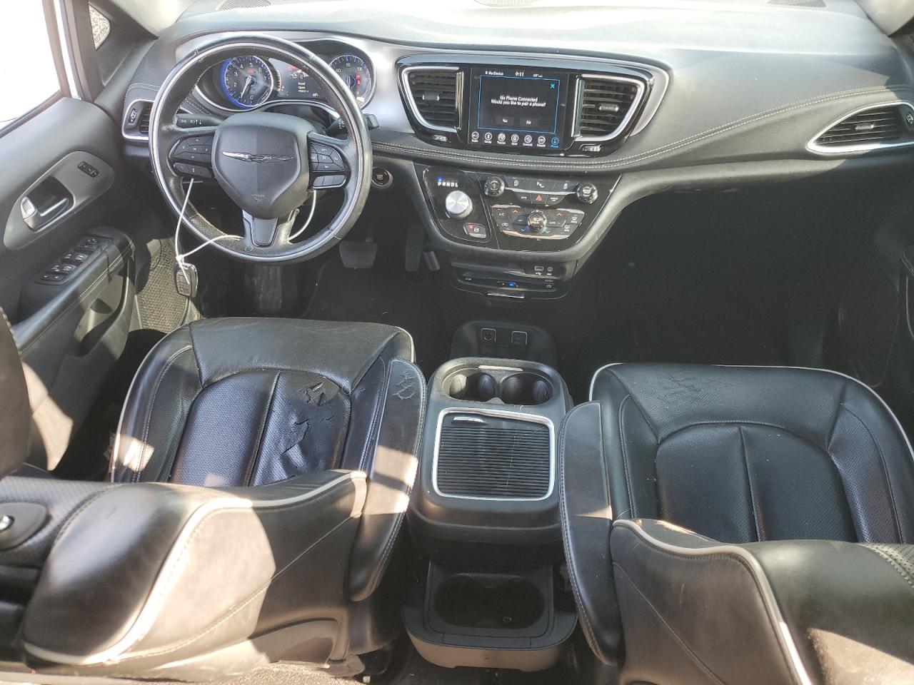 Chrysler Pacifica Limited Image 10