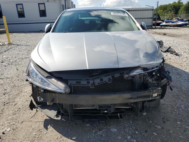 Hyundai ELANTRA Sel Image 10