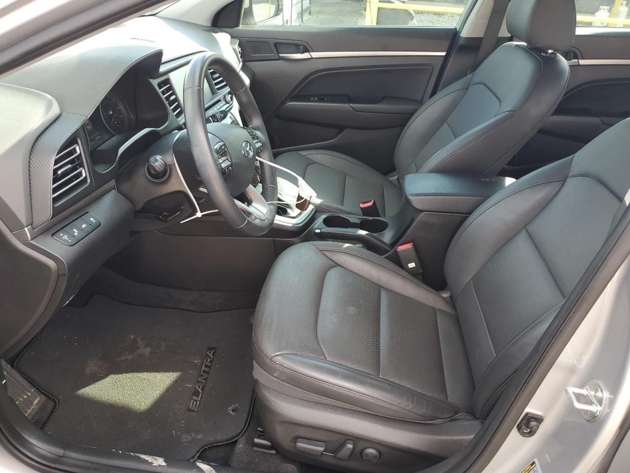 Hyundai ELANTRA Sel Image 6