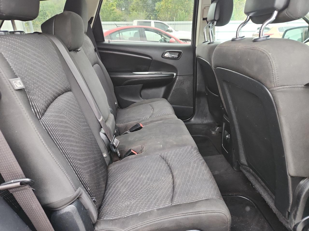 Dodge Journey Sxt Image 2