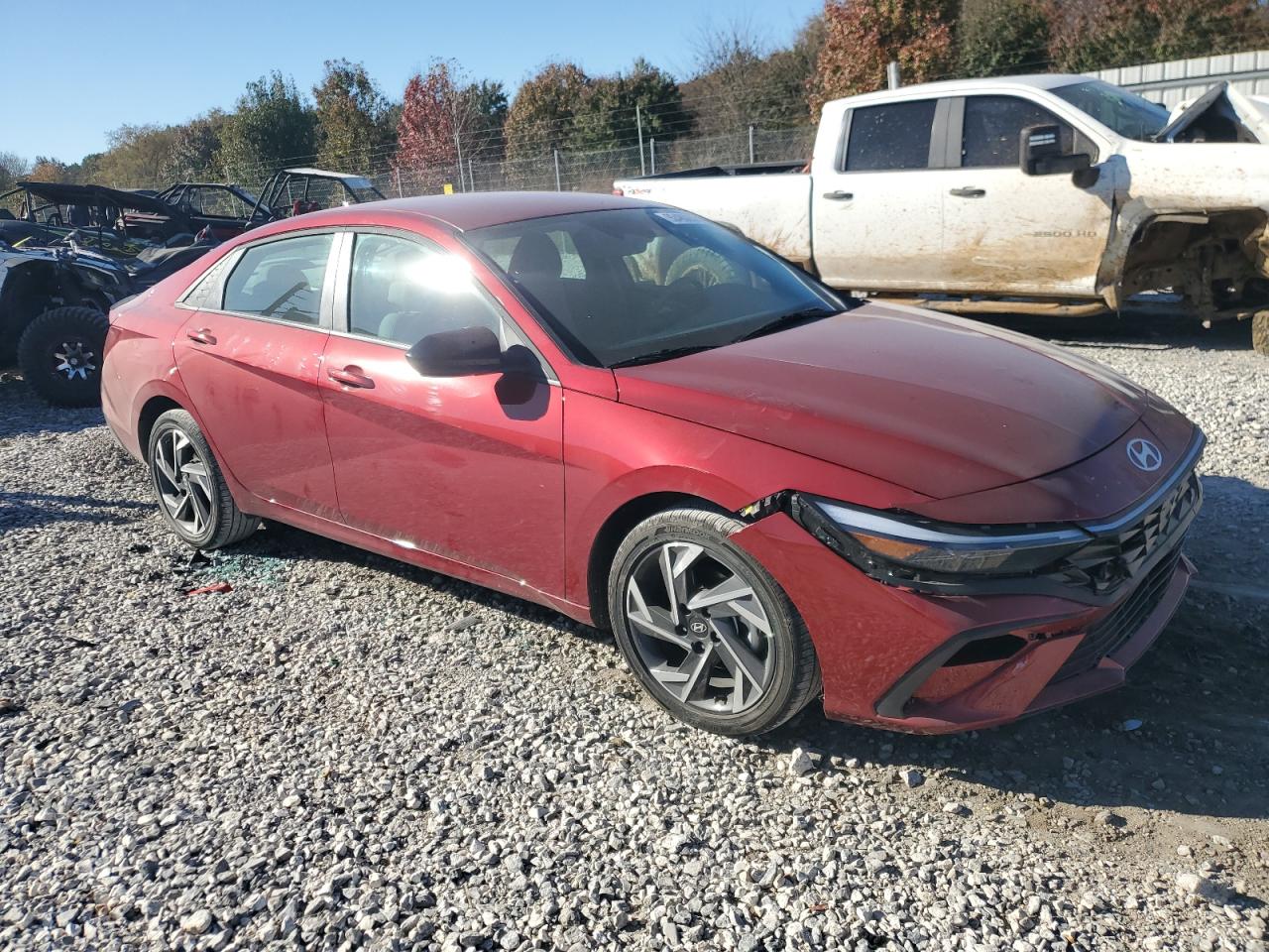 Hyundai ELANTRA Blue Image 12