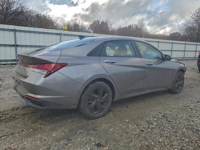 Hyundai ELANTRA Sel Image 5
