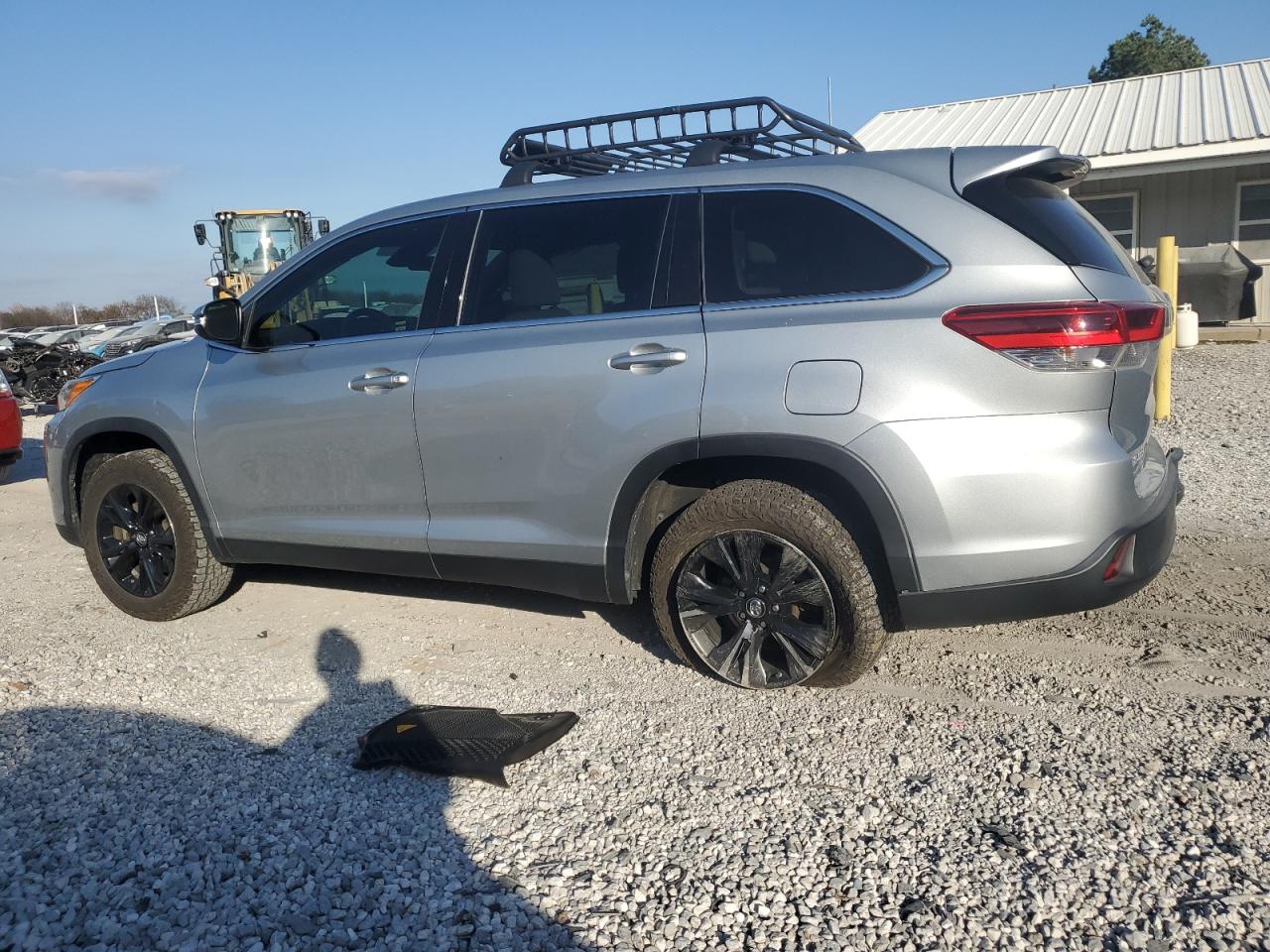 Toyota Highlander Le Image 10