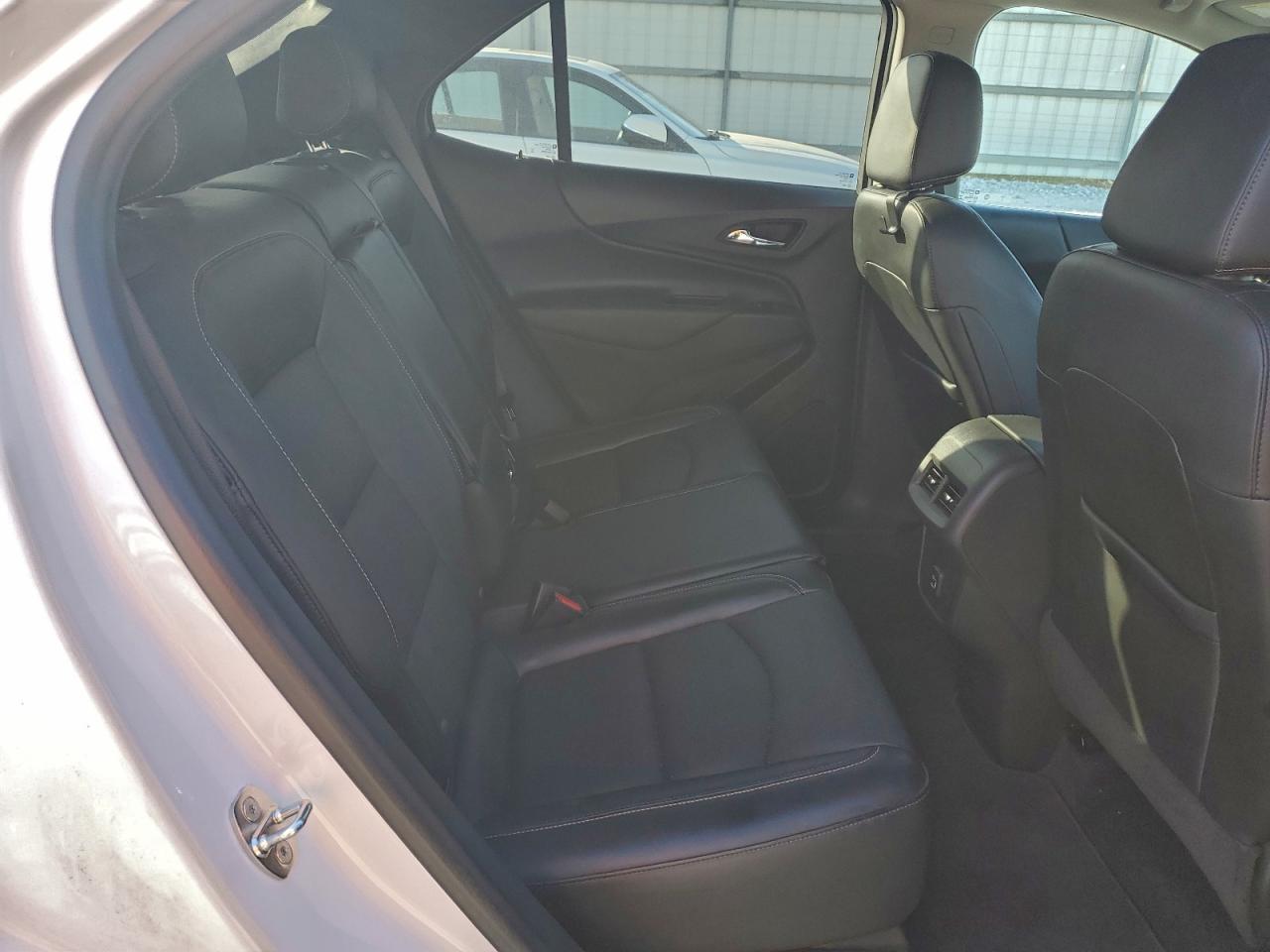 Chevrolet Equinox Lt Image 8