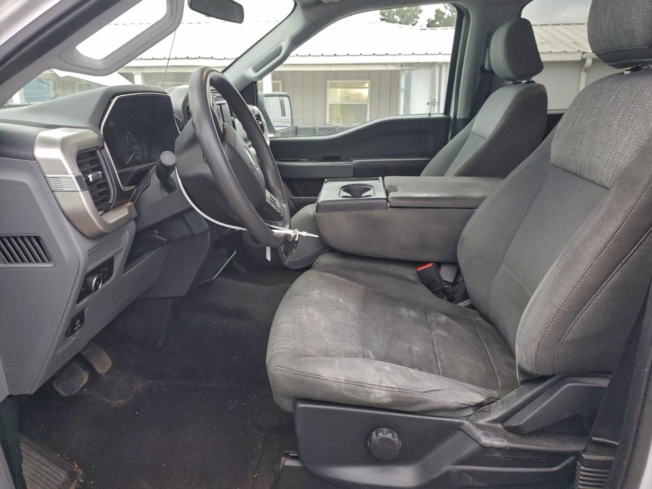 Ford F-150 Supercrew Image 5