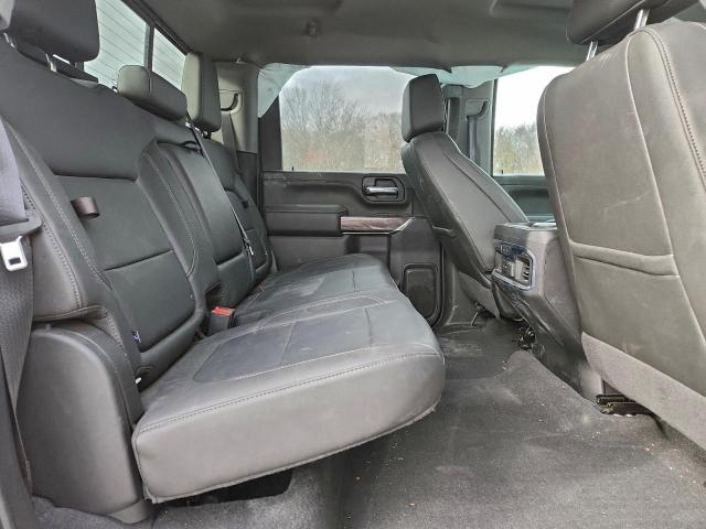 Chevrolet Silverado K2500 Heavy Duty Ltz Image 3