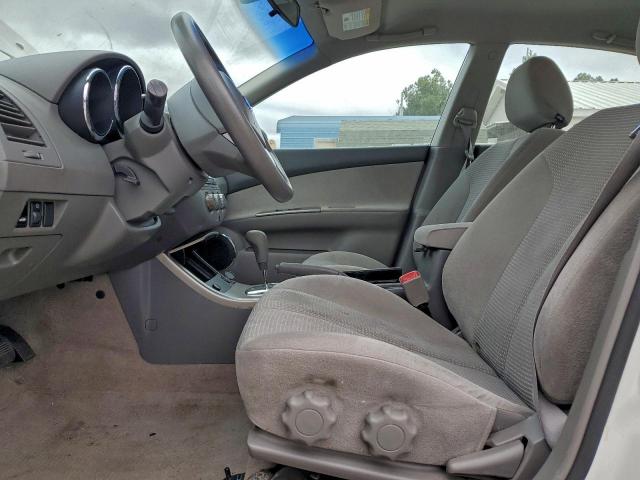 Nissan Altima S Image 10