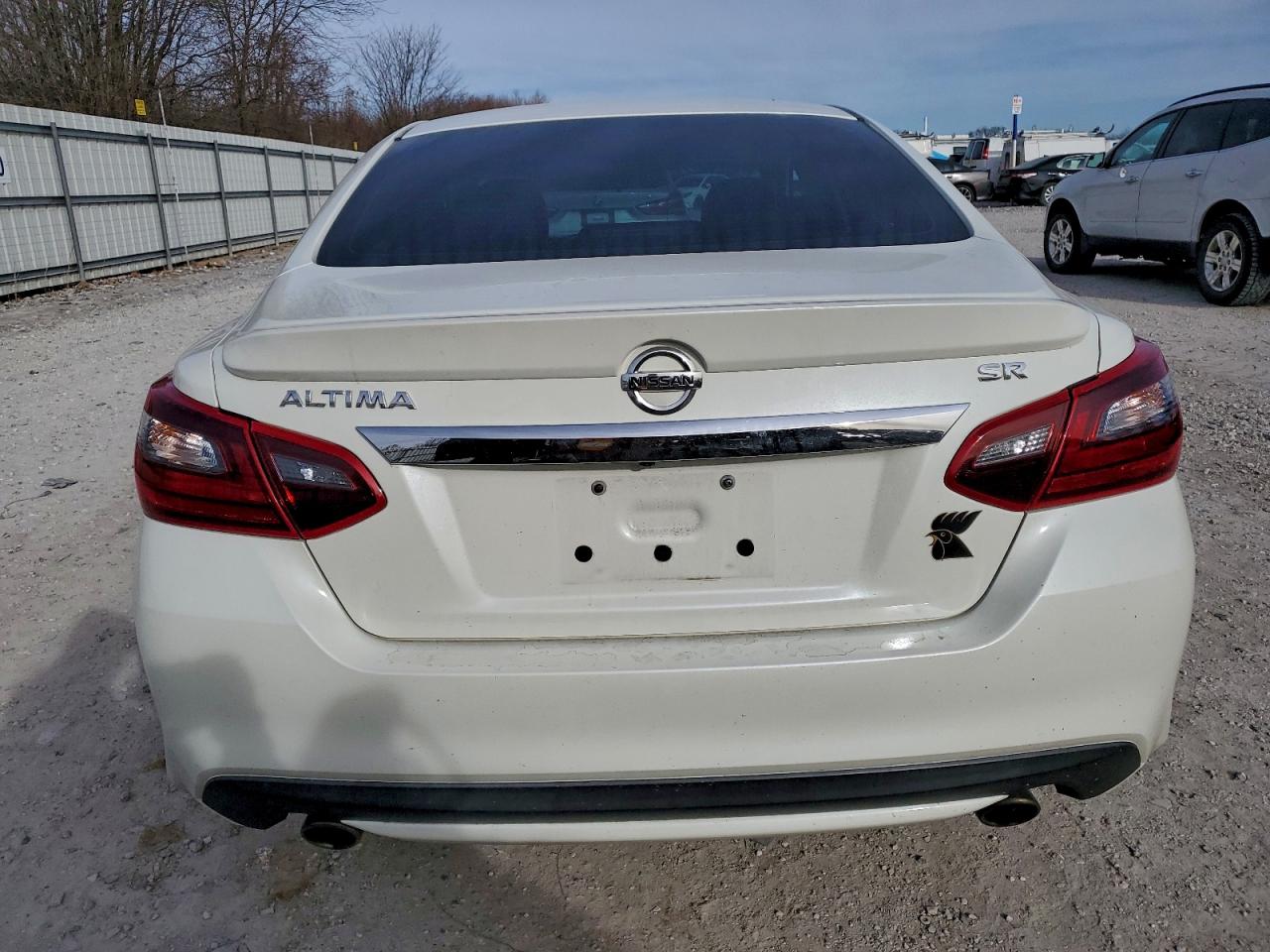 Nissan Altima 2.5 Image 9