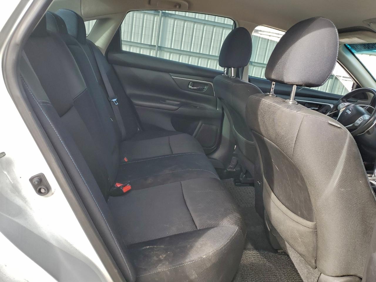 Nissan Altima 2.5 Image 8