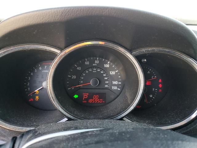 Kia Sorento Base Image 4