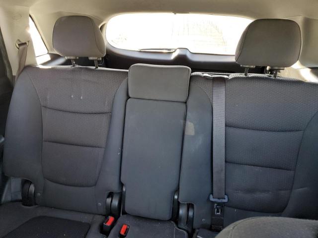 Kia Sorento Base Image 6