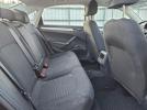 Volkswagen Passat S Image 8