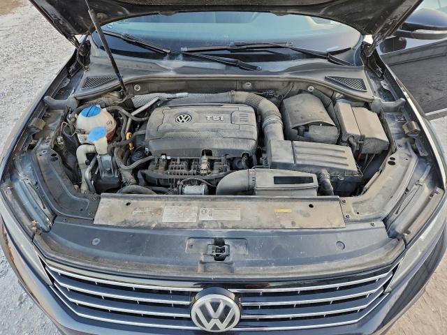 Volkswagen Passat S Image 11