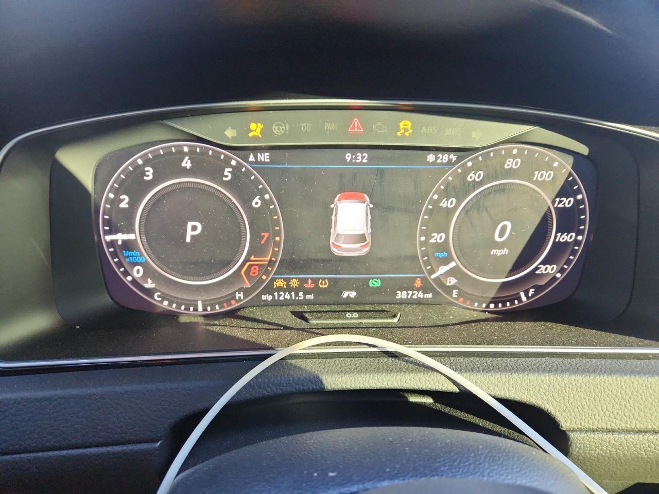 Volkswagen Golf Image 6