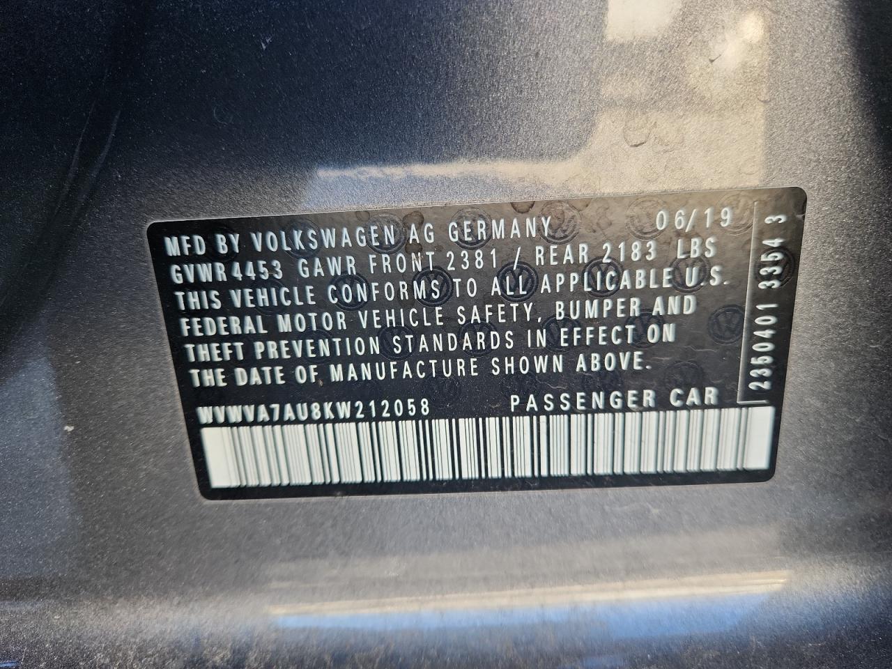 Volkswagen Golf Image 11