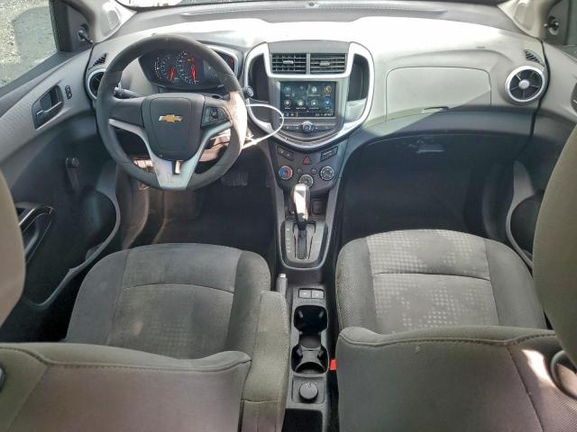 Chevrolet Sonic Ls Image 7