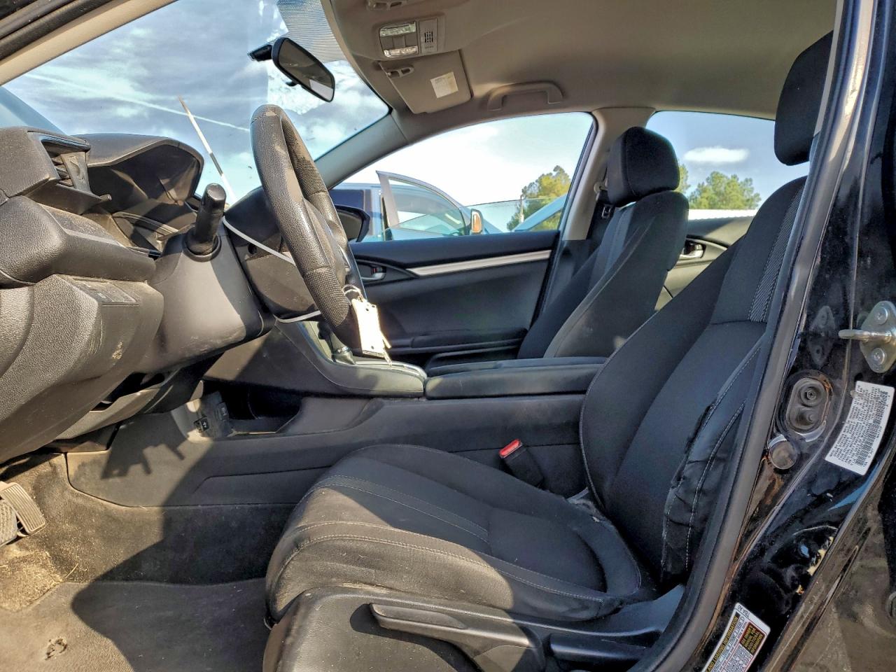 Honda Civic Lx Image 8