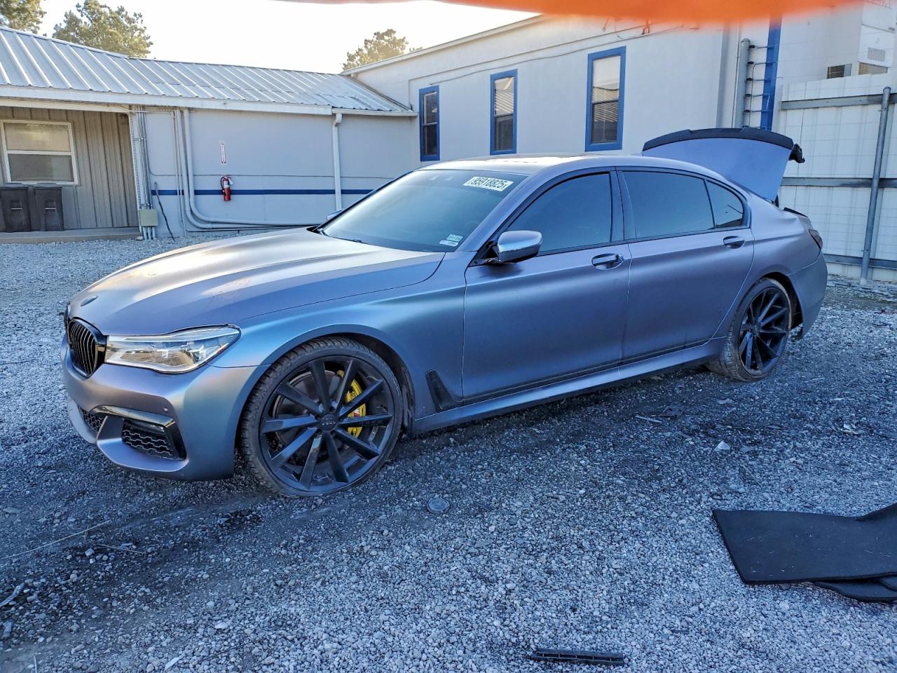 BMW 7 Series I Image 1