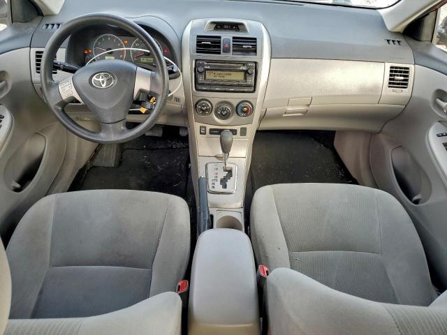 Toyota Corolla Base Image 4