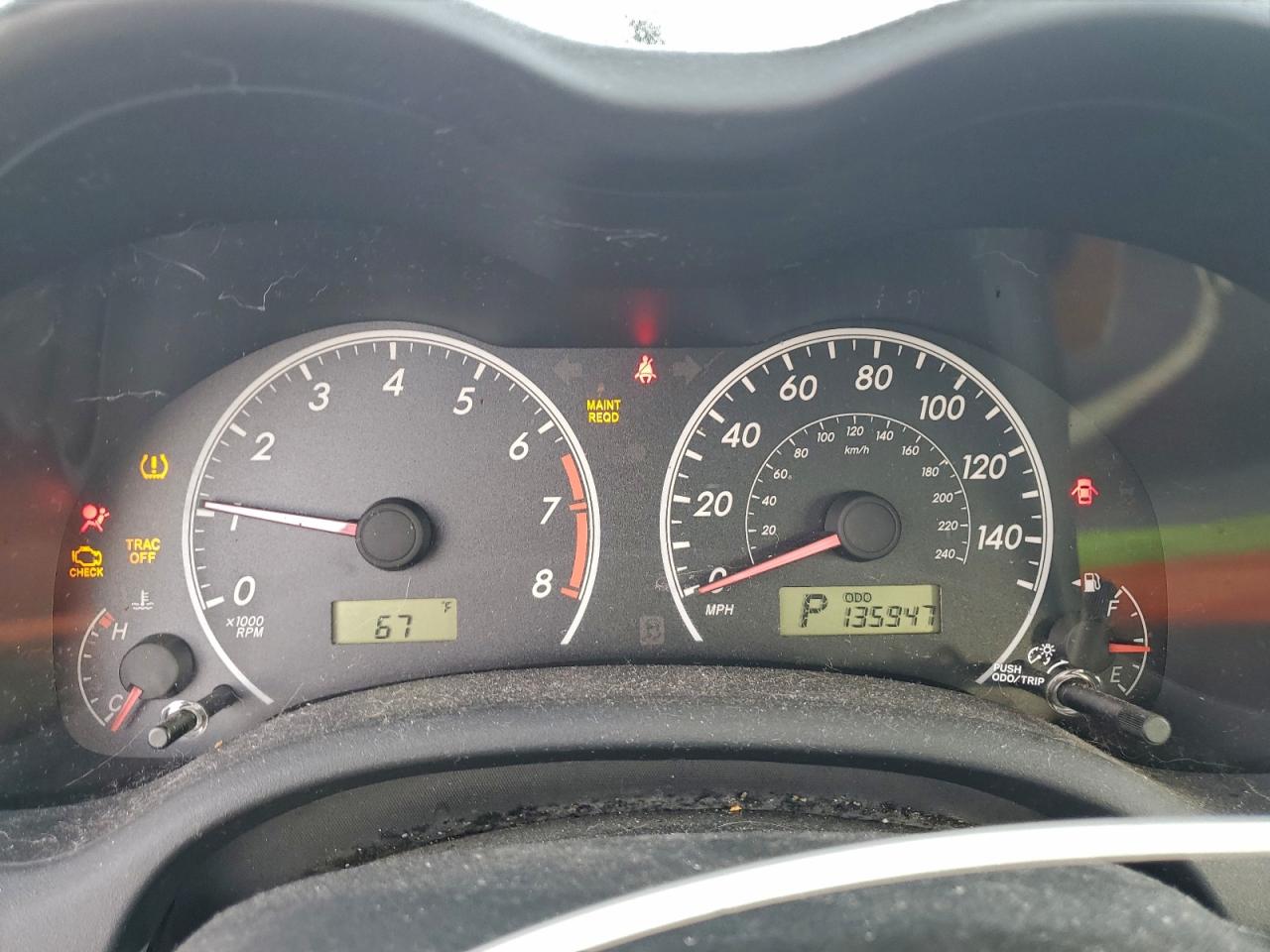 Toyota Corolla Base Image 9